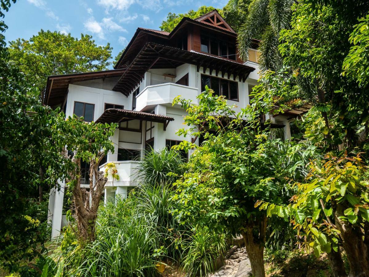 Sari Village Jungle Retreat Pantai Cenang  Bagian luar foto